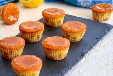 Simple Lemon Muffins with Caramel Photo 1