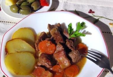 Beef Stew in the Red Wine Photo 1