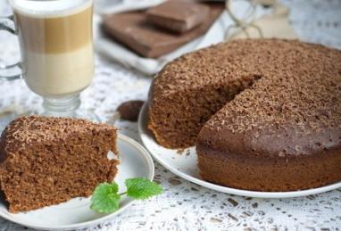 Super Simple Instant Pot Chocolate Cake Photo 1