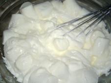 A Cheesecake with Marshmallow Cream without Baking Photo 6