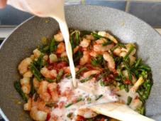 Potato Gnocchi with Asparagus and Shrimps Photo 10