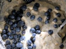 Blueberry Muffins with White Chocolate and Poppy Seeds Photo 5