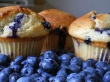 Blueberry Muffins with White Chocolate and Poppy Seeds Photo 7