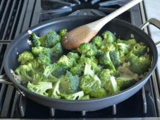 Crustless Broccoli Quiche Photo 4