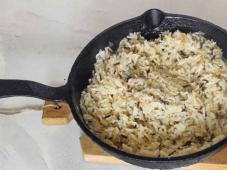 Chicken Breasts with Sunflower Seeds and Rice Photo 4