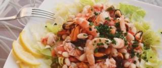 Seafood Salad with White Beans (Ensalada mariner de alubias blancas) Photo