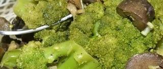 Broccoli Salad with Champignons Photo