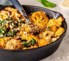 Cauliflower with Spinach and Almonds Photo