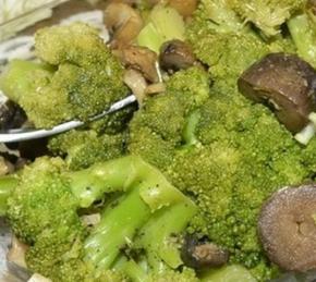 Broccoli Salad with Champignons Photo