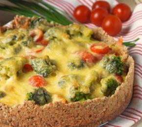 Healthy Quiche with Chicken and Vegetables Photo