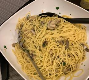 Clam Sauce with Linguine Photo