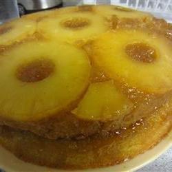 Pineapple Upside-Down Cake with Rum Photo