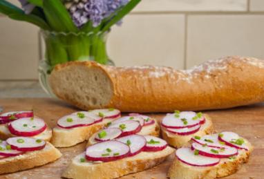 Sliced Baguette with Butter, Radishes & Sea Salt Photo 1